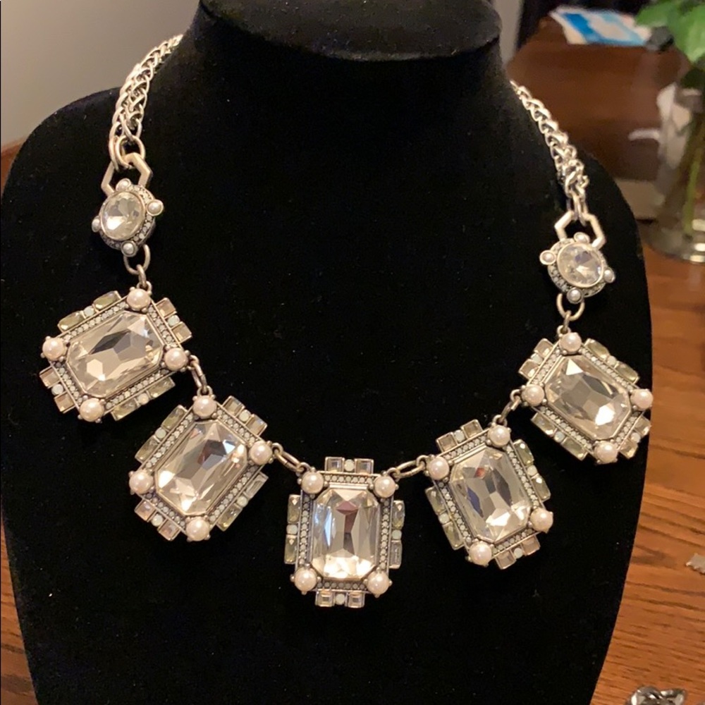 WHBM gorgeous silver statement necklace